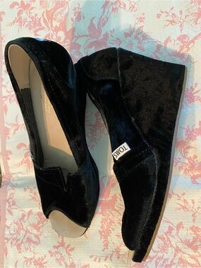 TOMS Black Velvet Wedge Peep-Toe Slip-Ons